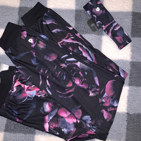 NWT Joggers - Picture 5 of 9